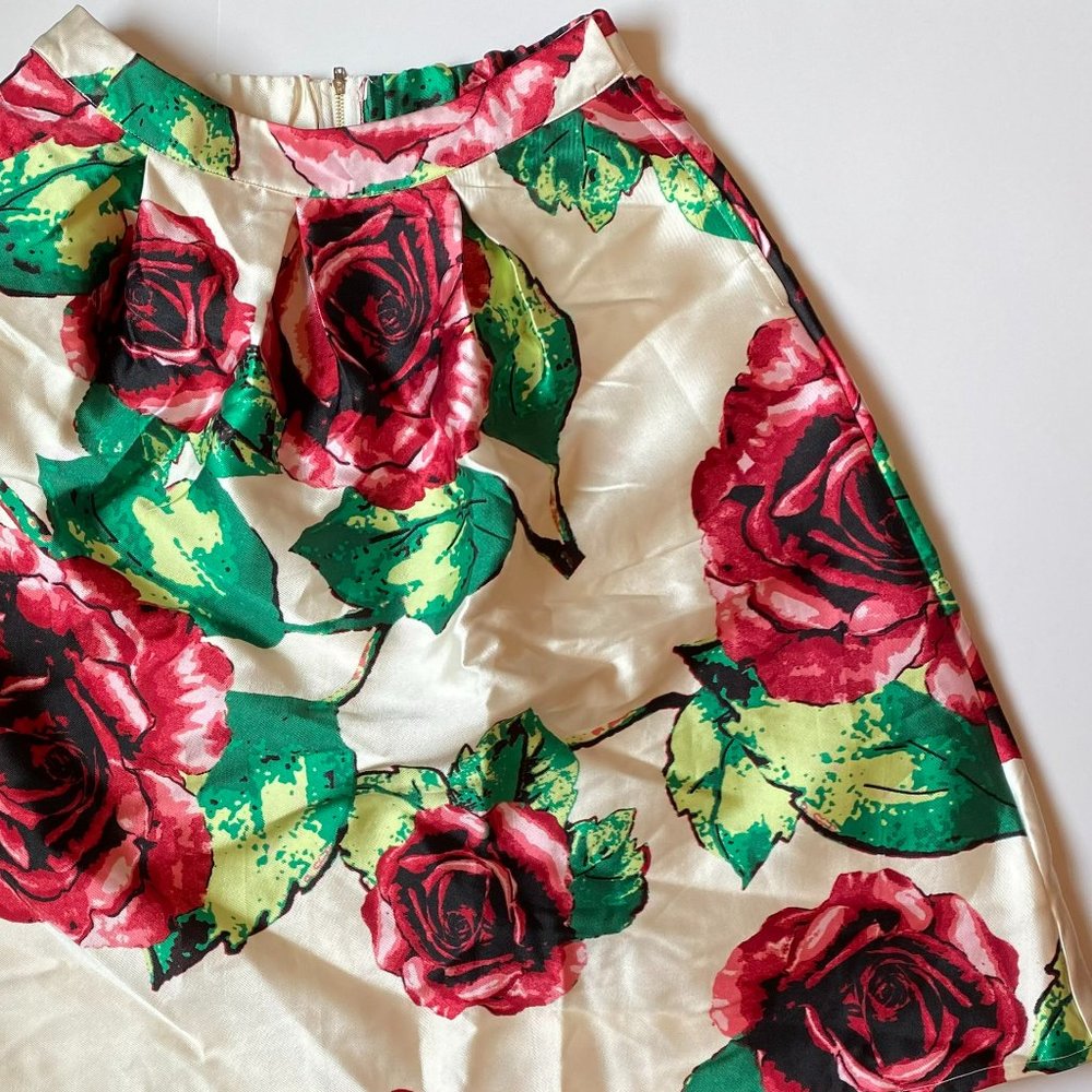 Medium A-line Full skirt Floral